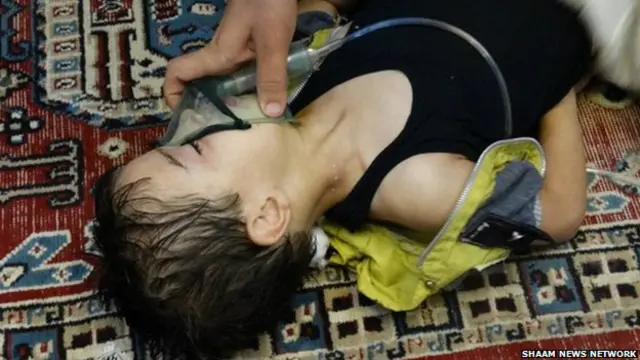 مہلک گیسوں کے حملوں کے نتیجے میں متاثرین کے جسمانی اعضا اور خاص طور پر جلد اور سانس لینے کا عمل متاثر ہوتا ہے