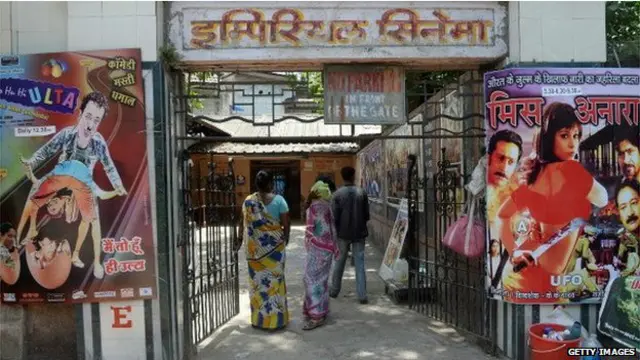 بھارت کی سوا ارب آبادی کا 40 فیصد حصہ ہندی بولتا ہے