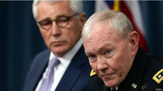 اكد رئيس هيئة الاركان المشتركة للقوات المسلحة الامريكية الجنرال مارتن دمبسي على استحالة دحر "الدولة الاسلامية" دون مهاجمة قواعدها في سوريا