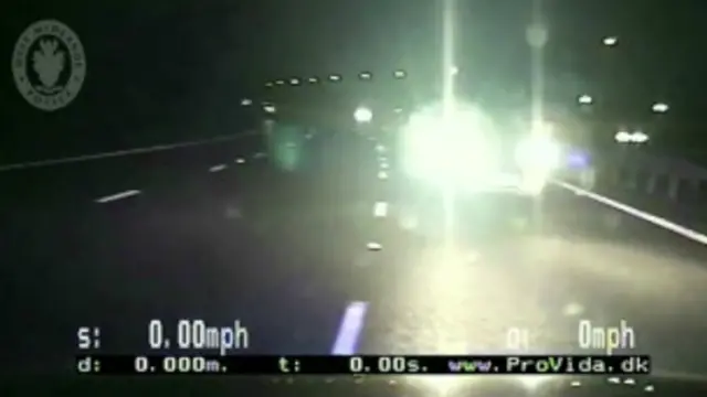 Carro filmado pela polícia britânica. Foto: divulgação/polícia de West Midlands