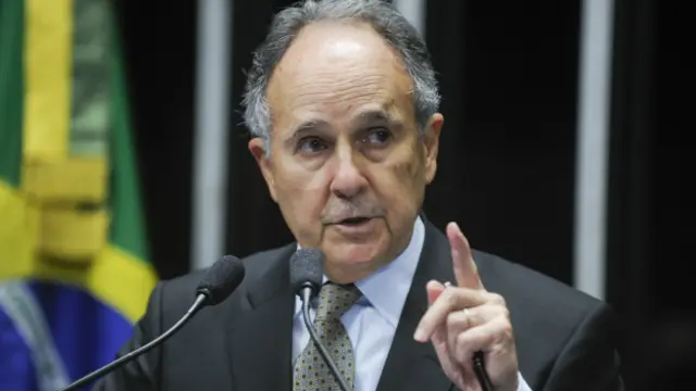 Cristovam Buarque (Marcos Oliveira/Agência Senado)