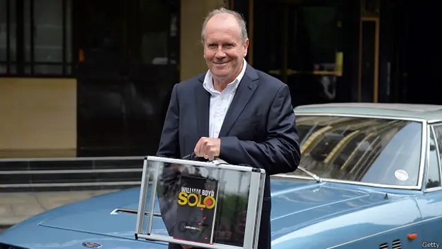 Уильям Бойд на презентации своего романа "Соло"