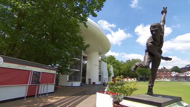 लॉर्ड्स का मैदान और भारत की विश्व कप ट्रॉफ़ी