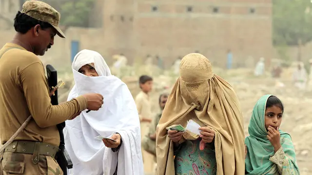جرگے نے یہ بھی مطالبہ کیا کہ ایف سی آر جیسے کالے قوانین کا نہ صرف خاتمہ کیاجائے بلکہ قبائلی جرگے کے نظام کو مضبوط کرنے کے لیے اقدامات کیے جائیں