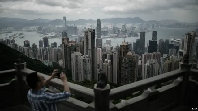 Гонконг уже давно привлекает россиян своими бизнес-возможностями; а теперь - еще больше