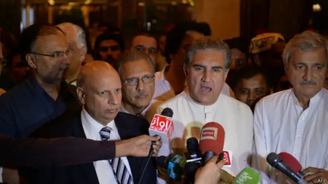 پی ٹی آئی اور حکومت کے درمیان مذاکرات میں نقطۂ اختلاف وزیراعظم نواز شریف کے استعفے کا مطالبہ ہے