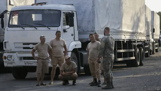 Российская автоколонна в Луганске