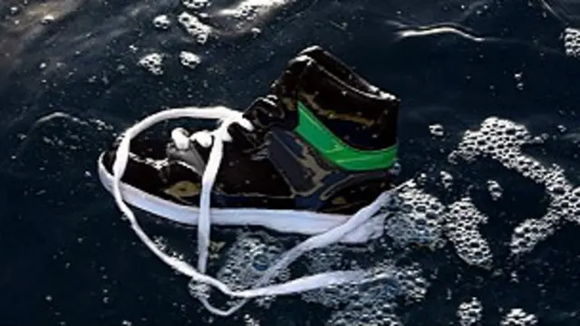 چند ہفتوں کے دوران لیبیائی پانیوں میں اٹلی جانے کے خواہشمند تارکینِ وطن کی کشتی ڈوبنے کا چوتھا واقعہ ہے