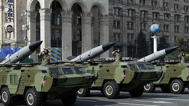 Военный парад по случаю Дня независимости в Киеве