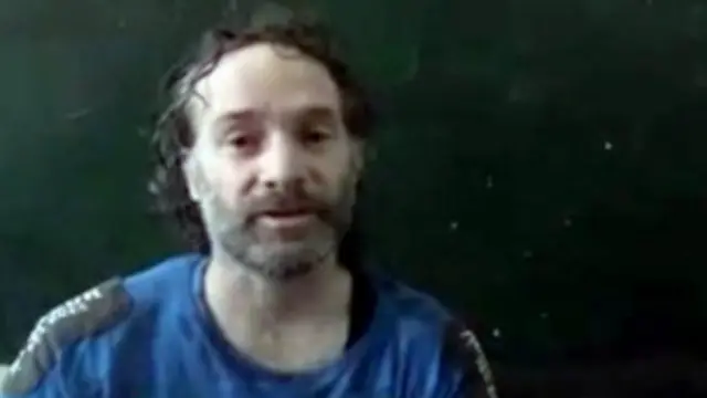 شكرت والدة كيرتيس الحكومة الأمريكية وقطر