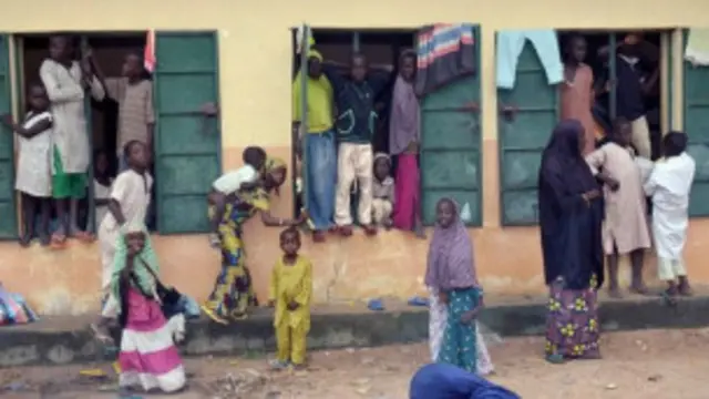 Rikicin Boko Haram ya tilastawa dubban mutane barin gidajensu a Borno