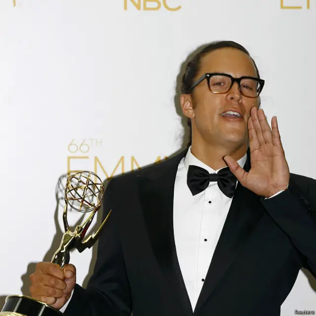 کری جوجی فوکوناگا برنده جایزه بهترین کارگردانی در بخش سریال‌های درام شد. او این جایزه را به خاطر کارگردانی یکی از قسمت‌های سریال "کارآگاه واقعی" به دست آورد