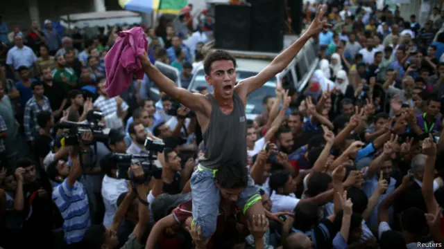 ساکنان غزه آتش‌بس را جشن گرفتند