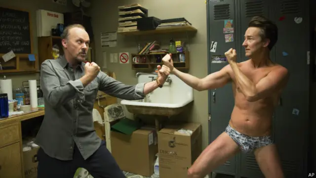 Кадр из фильма Алехандро Гонзалеса Иньярриту “Бёрдман”, который будет показан на открытии фестиваля