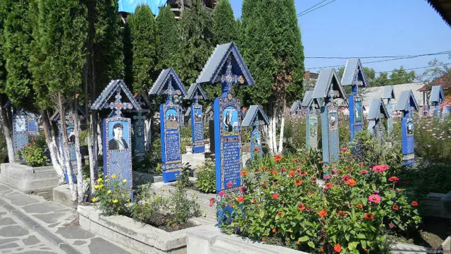 रोमानिया का अद्भुत कब्रिस्तान