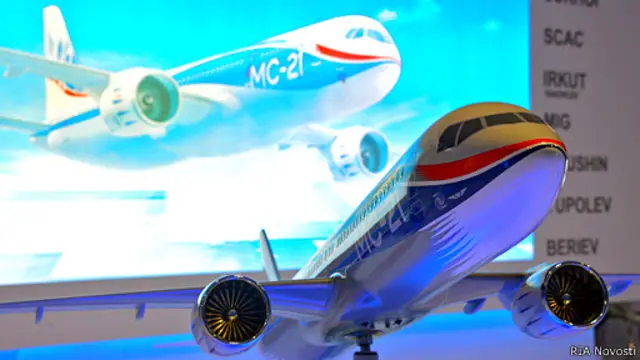 Макет самолета МС-21