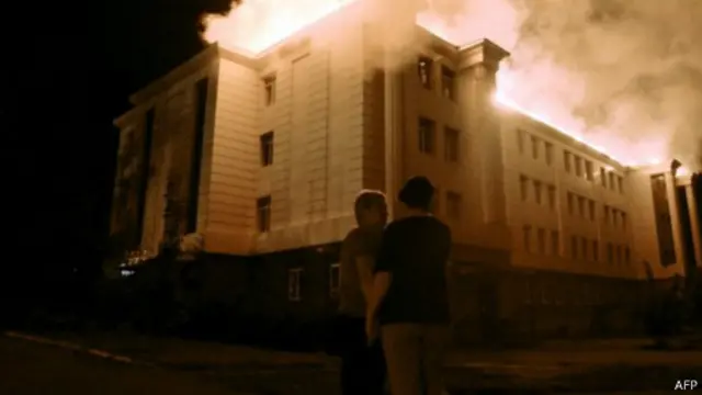 مباني في لوهانسك لا تزال تتعرض للقصف من بينها هذه المدرسة