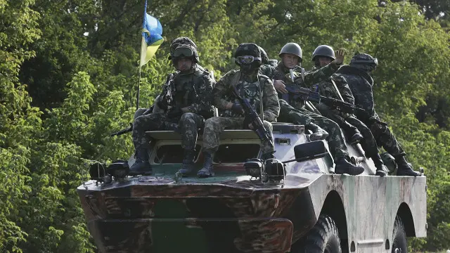 新亚速斯克附近的乌克兰政府军