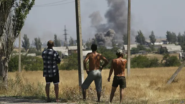 Artıq bir neçə gündür ki, Novoazovsk şəhəri artilleriya atəşinə tutulur. 