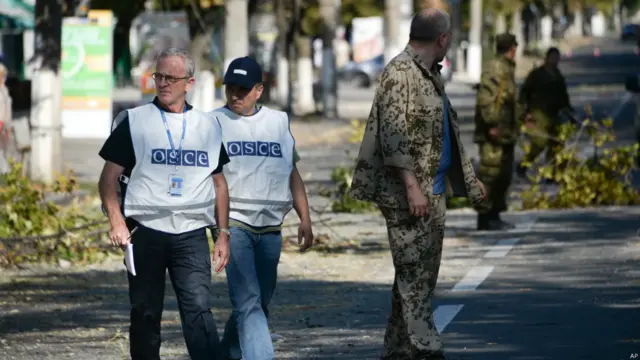 Оврўпода Хавфсизлик ва Ҳамкорлик Ташкилоти кузатувчилари Украина шарқидаги вазият юзасидан ҳисобот тайёрлашмоқда. 