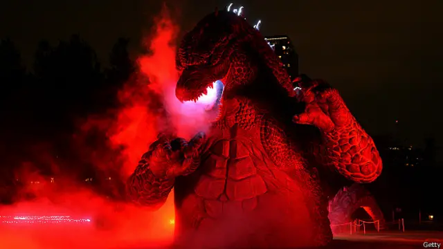 Кадр из фильма "Годзилла"