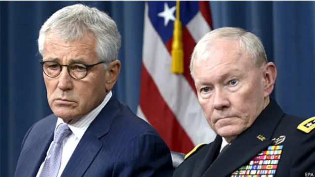 Ngoại trưởng Mỹ Chuck Hagel và tướng Dempsey