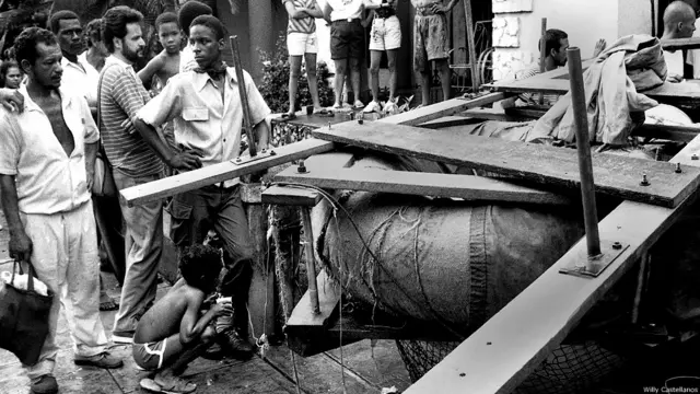 "La barca del barrio"