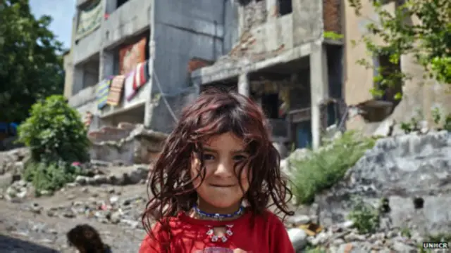 6 aydır İstanbul'da terkedilmiş bir binada yaşayan 5 yaşındaki Ayşe