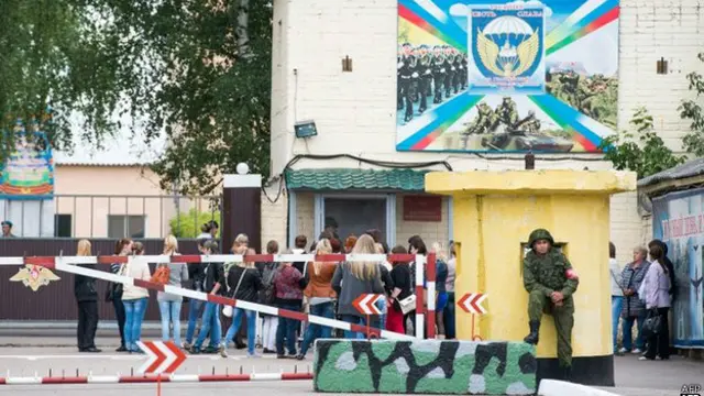 Митинг у воинской части