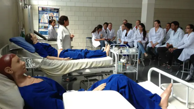 Técnico em enfermagem (Foto BBC)