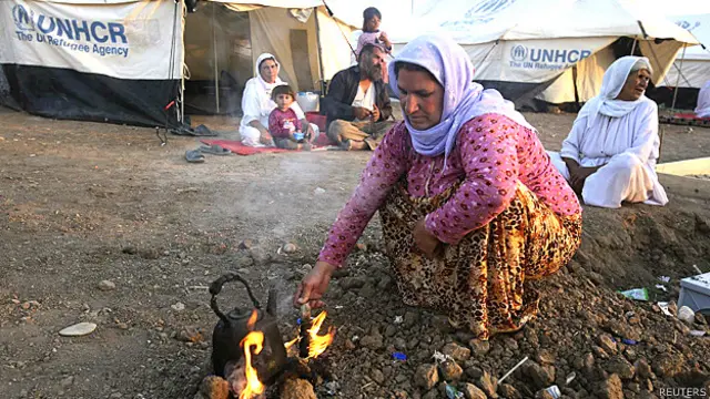 Mujer de la minoría yazidí en un campamento de refugiados en Kurdistán