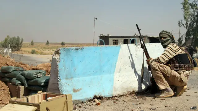 آمرلي محاصرة منذ أكثر من شهرين