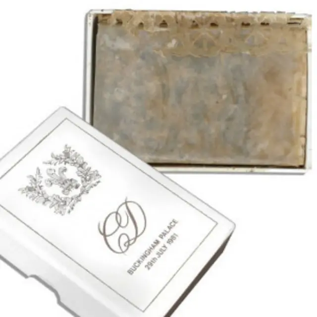 Kue bingkisan dari pernikahan Charles dan Diana.