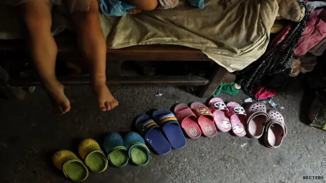 चीन में सात भाई बहनों वाला एक परिवार