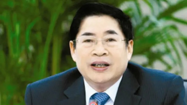 袁纯清被认为是前中共中央办公厅主任、现中央统战部部长令计划的亲信