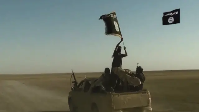 از زمان اوج گیری درگیری‌ها در عراق هزاران غیرنظامی کشته یک میلیون نفر آواره شده‌اند