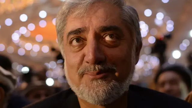 فريق عبدالله عبدالله يهدد بالانسحاب من العملية السياسية.