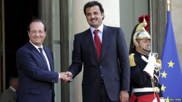 أمير قطر الشيخ حمد بن تميم آل ثان مع الرئيس الفرنسي فرانسوا هولاند