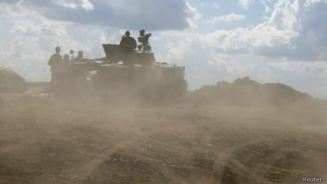 كييف طلبت من الناتو تقديم مساعدات عسكرية لها كي يتسنى لها مواجهة الانفصاليين المواليين لروسيا شرقي أوكرانيا.