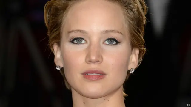 Diễn viên Jennifer Lawrence đã yêu cầu luật sư can thiệp