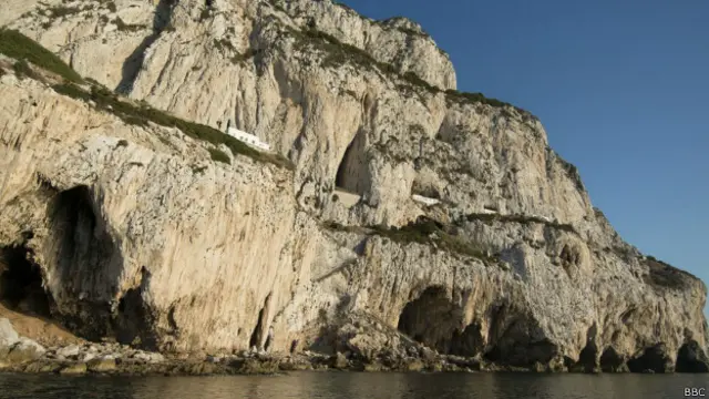 Temuan ini makin mengecilkan sebutan bahwa manusia Neandhertal tidak beradab.