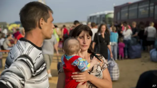 جنگ داخلی اوکراین هزاران تن را آواره کرده است