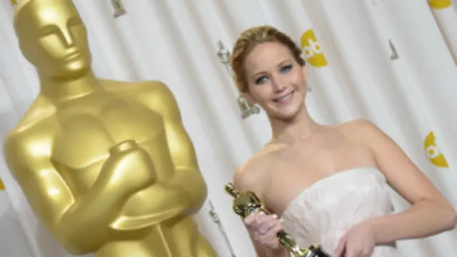 जेनिफर लॉरेंस की तस्वीरें भी सार्वजनिक हुई थीं.