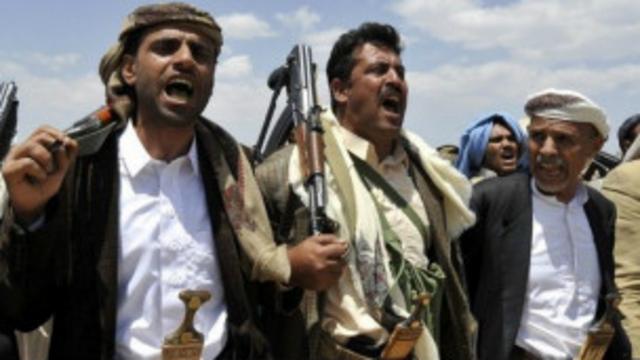 يطالب الحوثيون باستقالة الحكومة وإعادة الدعم بالكامل