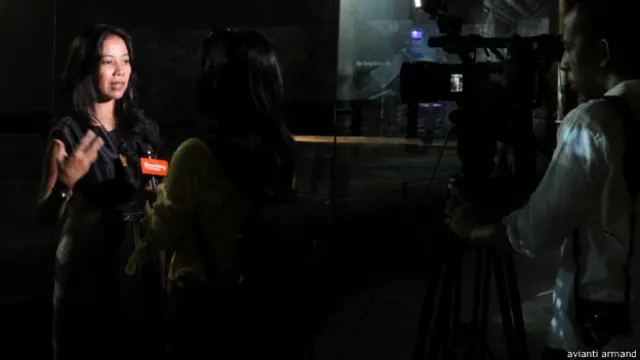 Avianti Armand (kiri) dan tim kuratornya berhasil memenangi kompetisi dalam penjurian terbuka.