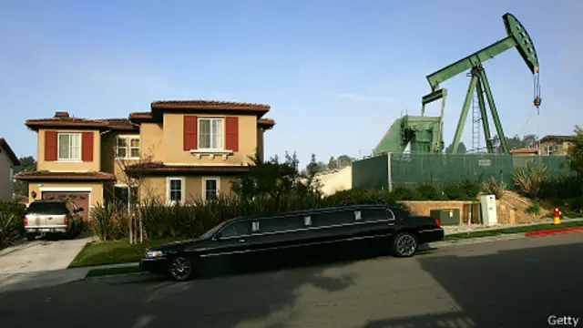 Pozo petrolífero en Los Ángeles