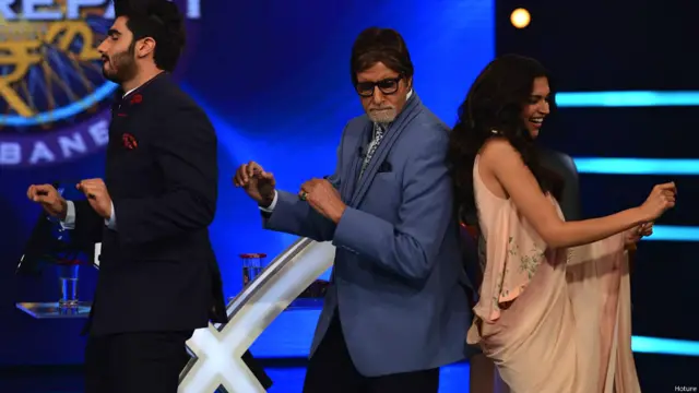 अमिताभ बच्चन, दीपिका पादुकोण, अर्जुन कपूर