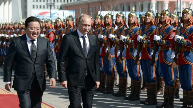 Tổng thống Putin đang thăm Mông Cổ
