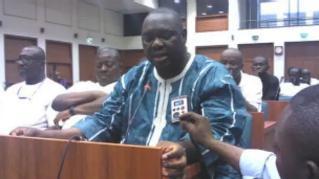 حددت لجنة الطواريء بـ (فيفا) الاثنين المقبل كمهلة أخيرة لنيجيريا لعودة مايجارو إلى منصبه