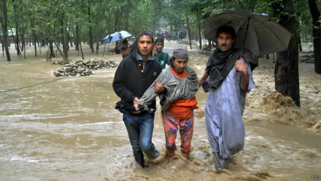 कश्मीर बाढ़